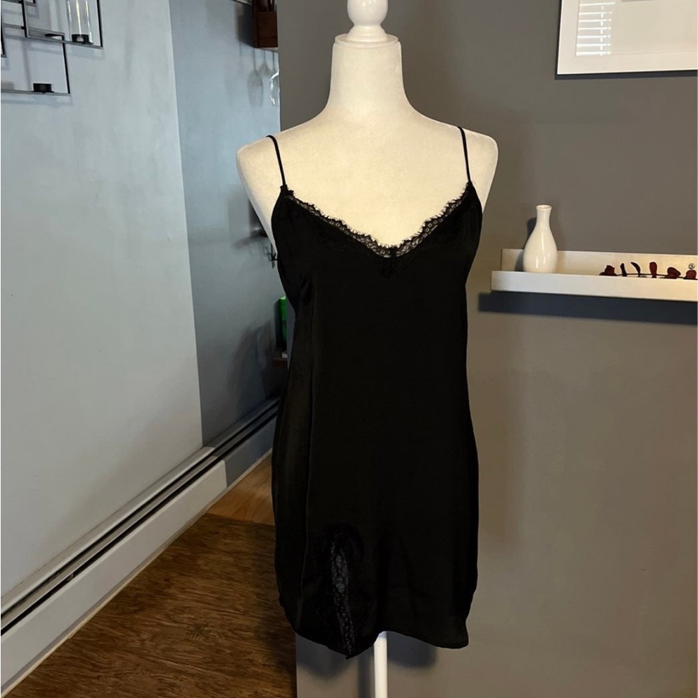 NWT Urban Outfitters- babydoll dress